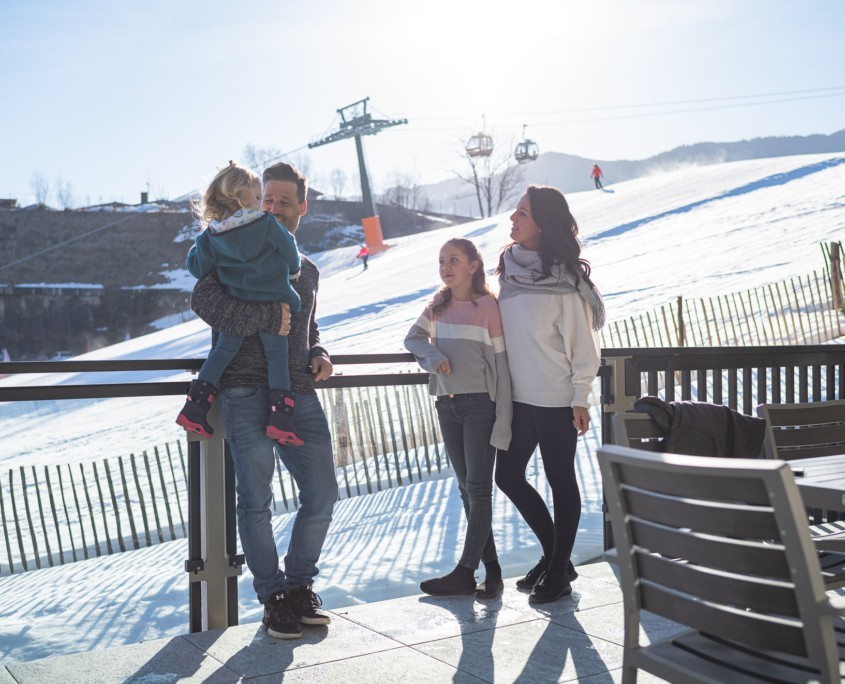 Familienglück zum angreifen im Apart Herzog an der Skipiste Leogang