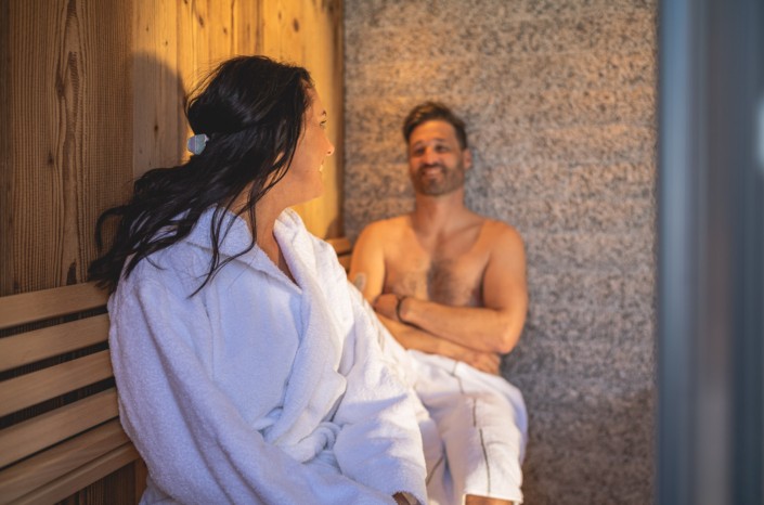 Auszeit in deiner Private Outdoor Sauna Apart Herzog Leogang